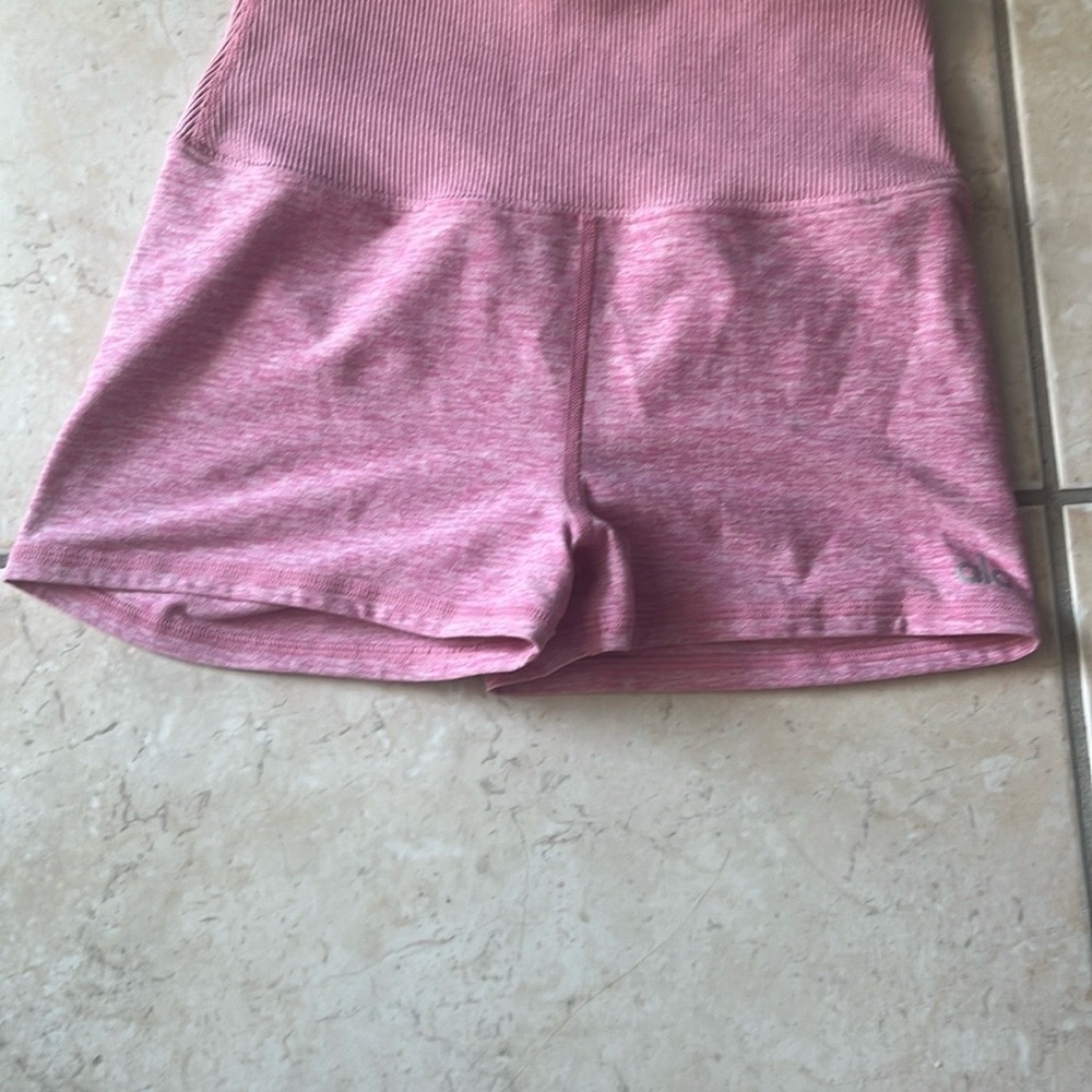 Alo yoga shorts